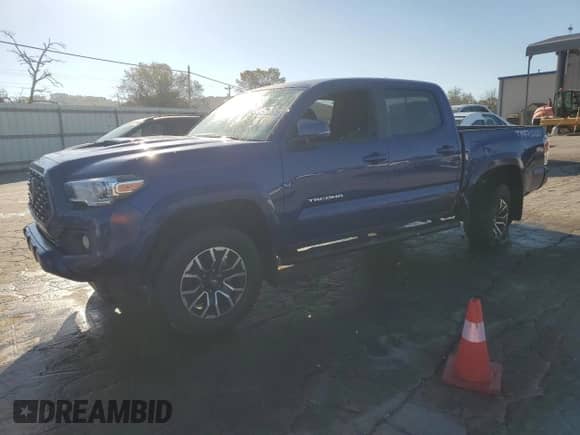 2022 Toyota Tacoma SR with VIN 3TMCZ5AN2NM468858, listed as a Copart auction lot 85726585 with 41,014 mi miles and Salvage title. Bid and sale history available at DreamBid. Image 1.