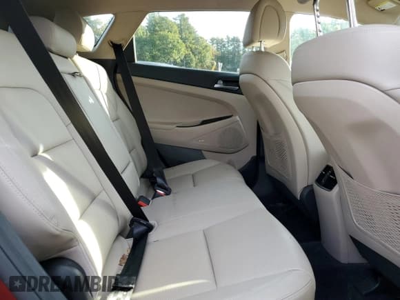 ✅ 2017 Hyundai Tucson SE • VIN: KM8J3CA45HU440620 • Лот: 86627075. Опубликован ранее на Copart с пробегом 51 179 миль. Бесплатный доступ к архиву аукционных продаж из США и подробный отчёт об истории автомобиля на DreamBid. Изображение 11.