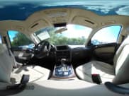 ✅ 2017 Audi Q5 Premium Plus • VIN: WA1L2AFP8HA007439 • Lot: 43075165. Wystawiony na IAAI z przebiegiem Nie podano. Bezpłatny archiwum sprzedaży aukcyjnych z USA i szczegółowy raport historii pojazdu na DreamBid. Zdjęcie 18.