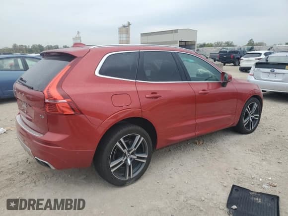 ✅ 2019 Volvo XC60 Momentum • VIN: LYV102DK8KB325531 • Lot: 82483655. Listed on Copart with 123,569 mi. Free auction sales archive from the USA and detailed vehicle history report at DreamBid. Image 3.