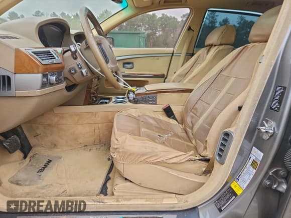 ✅ 2008 BMW 7 Series 750Li • VIN: WBAHN83588DT87537 • Лот: 94941265. Опубликован ранее на Copart с пробегом 168 425 миль. Бесплатный доступ к архиву аукционных продаж из США и подробный отчёт об истории автомобиля на DreamBid. Изображение 7.