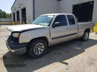 2005 Chevrolet Silverado 1500 Work Truck с VIN 1GCEC19X65Z234889, выставлен на аукционе Copart как лот 71561145 с пробегом 206 961 миль миль и Списание • Salvage title. История ставок и продаж доступна на DreamBid. Изображение 1.