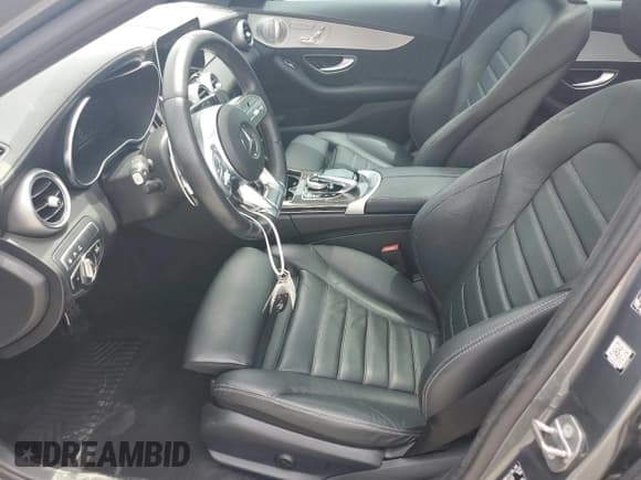 ✅ 2020 Mercedes-Benz C 43 AMG • VIN: 55SWF6EB3LU329981 • Lot: 60964525. Wystawiony na Copart z przebiegiem 55 395 mil. Bezpłatny archiwum sprzedaży aukcyjnych z USA i szczegółowy raport historii pojazdu na DreamBid. Zdjęcie 7.