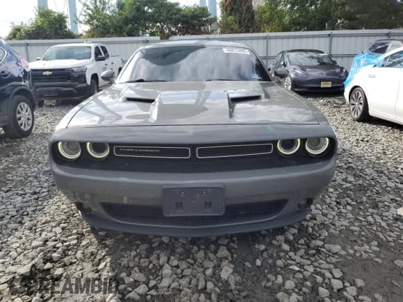 ✅ 2019 Dodge Challenger SXT • VIN: 2C3CDZAG8KH619935 • Lot: 68813405. Listed on Copart with 37,065 mi. Free auction sales archive from the USA and detailed vehicle history report at DreamBid. Image 5.