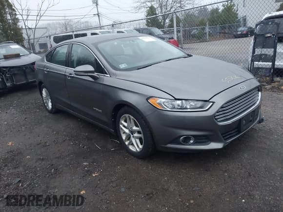 ✅ 2013 Ford Fusion SE Hybrid • VIN: 3FA6P0LU3DR167131 • Lot: 43793954. Listed on IAAI with 168,201 mi. Free auction sales archive from the USA and detailed vehicle history report at DreamBid. Image 1.