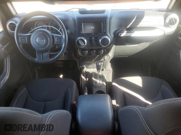 ✅ 2018 Jeep Wrangler Sahara • VIN: 1C4AJWBG3JL847321 • Лот: 46865345. Опубликован ранее на Copart с пробегом 123 980 миль. Бесплатный доступ к архиву аукционных продаж из США и подробный отчёт об истории автомобиля на DreamBid. Изображение 8.