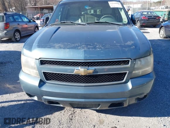 ✅ 2008 Chevrolet Suburban LTZ • VIN: 3GNFK16388G109249 • Lot: 43644641. Wystawiony na IAAI z przebiegiem 296 691 mil. Bezpłatny archiwum sprzedaży aukcyjnych z USA i szczegółowy raport historii pojazdu na DreamBid. Zdjęcie 6.