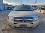 ✅ 2010 Lincoln MKX • VIN: 2LMDJ8JC3ABJ05525 • Lot: 95534955. Listed on Copart with 146,776 mi. Free auction sales archive from the USA and detailed vehicle history report at DreamBid. Image 5.