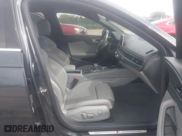 ✅ 2018 Audi A4 Prestige • VIN: WAUFNAF47JA080658 • Lot: 43239932. Listed on IAAI with 98,180 mi. Free auction sales archive from the USA and detailed vehicle history report at DreamBid. Image 5.