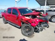 ✅ 2014 Toyota Tacoma PreRunner • VIN: 3TMJU4GN7EM162861 • Lot: 43460713. Wystawiony na IAAI z przebiegiem 110 401 mil. Bezpłatny archiwum sprzedaży aukcyjnych z USA i szczegółowy raport historii pojazdu na DreamBid. Zdjęcie 1.