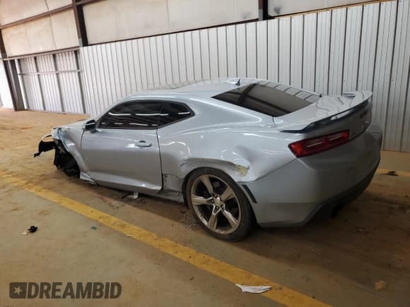 ✅ 2017 Chevrolet Camaro 1SS • VIN: 1G1FF1R72H0163915 • Лот: 82196605. Опубликован ранее на Copart с пробегом 129 072 миль. Бесплатный доступ к архиву аукционных продаж из США и подробный отчёт об истории автомобиля на DreamBid. Изображение 2.