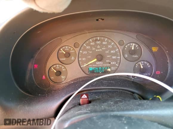 2000 Chevrolet S-10 LS z VIN 1GCCS1951Y8208557, wystawiony jako Copart lot #77857134 z przebiegiem 129 359 mil mil oraz Czysty tytuł • Clean title. Historia ofert i sprzedaży dostępna na DreamBid. Obrazek 9.