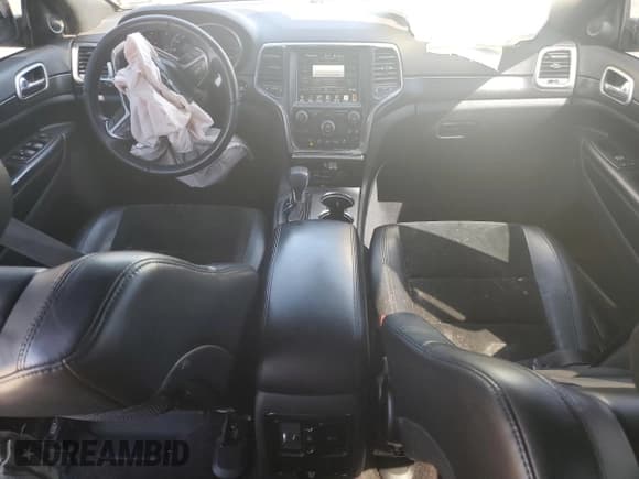 ✅ 2017 Jeep Grand Cherokee Altitude • VIN: 1C4RJFAG2HC721823 • Lot: 71512195. Listed on Copart with 114,573 mi. Free auction sales archive from the USA and detailed vehicle history report at DreamBid. Image 8.