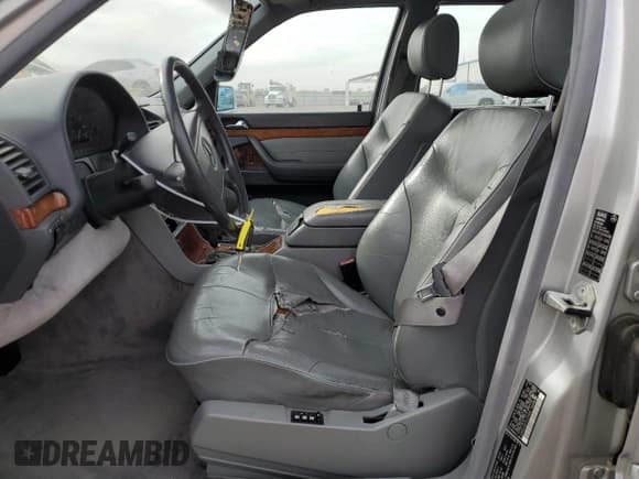 ✅ 1999 Mercedes-Benz S 320/430/500 • VIN: WDBGA33G7XA417690 • Lot: 84715404. Listed on Copart with 259,631 mi. Free auction sales archive from the USA and detailed vehicle history report at DreamBid. Image 7.