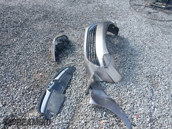 ✅ 2012 Hyundai Elantra Limited • VIN: 5NPDH4AE5CH124879 • Lot: 43030184. Wystawiony na IAAI z przebiegiem 108 921 mil. Bezpłatny archiwum sprzedaży aukcyjnych z USA i szczegółowy raport historii pojazdu na DreamBid. Zdjęcie 12.