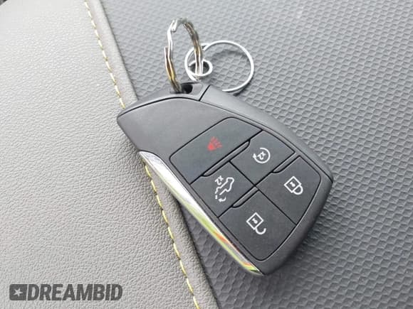 ✅ 2025 Chevrolet Silverado 1500 ZR2 • VIN: 3GCUKHEL1SG170864 • Лот: 42167688. Опубликован ранее на IAAI с пробегом 1 296 миль. Бесплатный доступ к архиву аукционных продаж из США и подробный отчёт об истории автомобиля на DreamBid. Изображение 11.