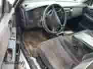 2002 Dodge Dakota SLT с VIN 1B7GL42N62S505411, выставлен на аукционе Copart как лот 48993274 с пробегом 107 528 миль миль и На запчасти • Non repairable. История ставок и продаж доступна на DreamBid. Изображение 8.