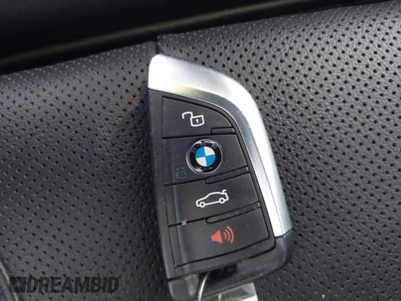 ✅ 2022 BMW 3 Series 330i xDrive • VIN: WBA5R7C09NFL66279 • Lot: 43564138. Listed on IAAI with 59,058 mi. Free auction sales archive from the USA and detailed vehicle history report at DreamBid. Image 11.