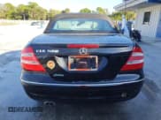 ✅ 2004 Mercedes-Benz CLK 500 • VIN: WDBTK75G24T019951 • Lot: 91173375. Wystawiony na Copart z przebiegiem 102 170 mil. Bezpłatny archiwum sprzedaży aukcyjnych z USA i szczegółowy raport historii pojazdu na DreamBid. Zdjęcie 6.