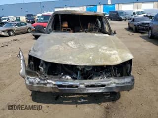 ✅ 2006 Chevrolet Silverado 1500 LT3 • VIN: 2GCEK13N061209555 • Лот: 70290794. Опубликован ранее на Copart с пробегом Не указан. Бесплатный доступ к архиву аукционных продаж из США и подробный отчёт об истории автомобиля на DreamBid. Изображение 5.