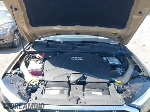 ✅ 2025 Audi Q7 Premium Plus • VIN: WA1LVBF79SD016296 • Lot: 42848530. Listed on IAAI with 14,558 mi. Free auction sales archive from the USA and detailed vehicle history report at DreamBid. Image 10.