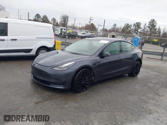 ✅ 2023 Tesla Model 3 Performance • VIN: 5YJ3E1EC0PF488692 • Lot: 43686025. Wystawiony na IAAI z przebiegiem 71 578 mil. Bezpłatny archiwum sprzedaży aukcyjnych z USA i szczegółowy raport historii pojazdu na DreamBid. Zdjęcie 2.