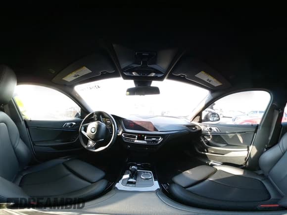 ✅ 2021 BMW 2 Series 228i • VIN: WBA53AK09M7H30650 • Lot: 42043390. Wystawiony na IAAI z przebiegiem 89 611 mil. Bezpłatny archiwum sprzedaży aukcyjnych z USA i szczegółowy raport historii pojazdu na DreamBid. Zdjęcie 19.