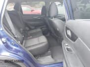 ✅ 2017 Nissan Rogue SL • VIN: 5N1AT2MV4HC870174 • Lot: 43817461. Listed on IAAI with 141,572 mi. Free auction sales archive from the USA and detailed vehicle history report at DreamBid. Image 8.