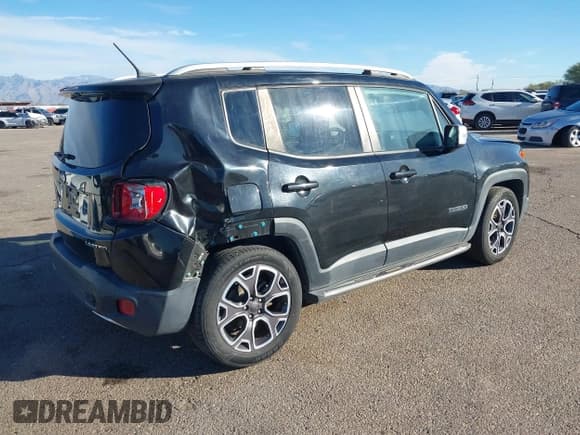 ✅ 2016 Jeep Renegade Limited • VIN: ZACCJADT7GPC84722 • Lot: 43863439. Listed on IAAI with 52,389 mi. Free auction sales archive from the USA and detailed vehicle history report at DreamBid. Image 4.
