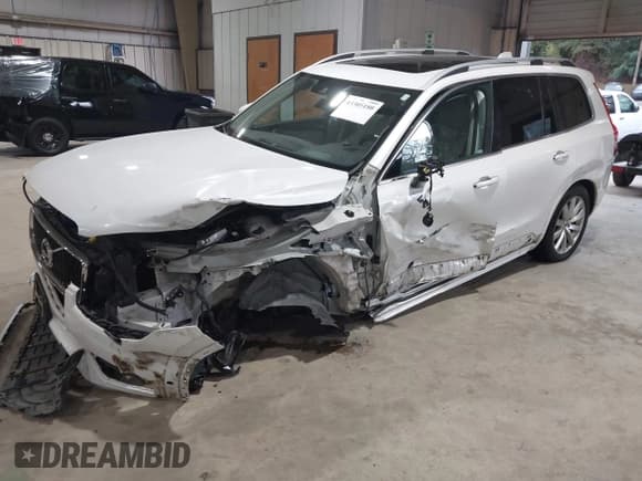 ✅ 2017 Volvo XC90 Momentum • VIN: YV4A22PK5H1106836 • Lot: 43305180. Listed on IAAI with 185,009 mi. Free auction sales archive from the USA and detailed vehicle history report at DreamBid. Image 2.