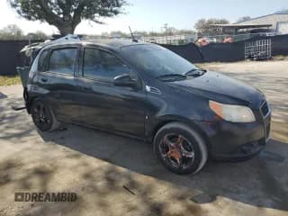 ✅ 2009 Chevrolet Aveo LS • VIN: KL1TD66E09B321049 • Lot: 44615655. Wystawiony na Copart z przebiegiem 157 719 mil. Bezpłatny archiwum sprzedaży aukcyjnych z USA i szczegółowy raport historii pojazdu na DreamBid. Zdjęcie 4.