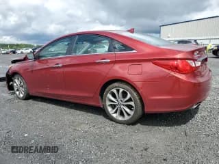 ✅ 2013 Hyundai Sonata SE • VIN: 5NPEC4AB5DH753777 • Lot: 64841694. Listed on Copart with 88,344 mi. Free auction sales archive from the USA and detailed vehicle history report at DreamBid. Image 2.