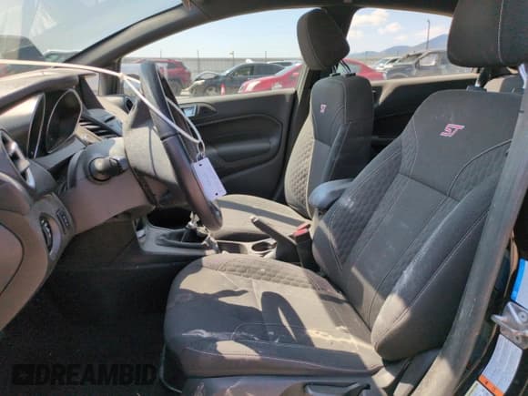 ✅ 2018 Ford Fiesta ST • VIN: 3FADP4GX9JM145582 • Lot: 61538055. Listed on Copart with 72,133 mi. Free auction sales archive from the USA and detailed vehicle history report at DreamBid. Image 7.