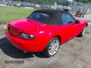 ✅ 2006 Mazda MX-5 Miata Sport • VIN: JM1NC25F560111660 • Lot: 42827191. Listed on IAAI with 71,282 mi. Free auction sales archive from the USA and detailed vehicle history report at DreamBid. Image 4.