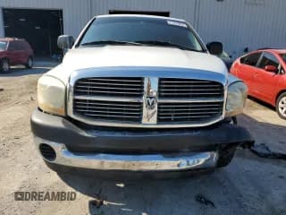 ✅ 2006 Dodge 1500 ST • VIN: 1D7HA18KX6J146765 • Лот: 71724264. Опубликован ранее на Copart с пробегом 116 139 миль. Бесплатный доступ к архиву аукционных продаж из США и подробный отчёт об истории автомобиля на DreamBid. Изображение 5.
