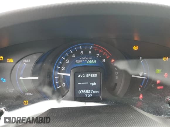 ✅ 2014 Honda Insight EX • VIN: JHMZE2H78ES002451 • Лот: 81946105. Опубликован ранее на Copart с пробегом 75 337 миль. Бесплатный доступ к архиву аукционных продаж из США и подробный отчёт об истории автомобиля на DreamBid. Изображение 9.