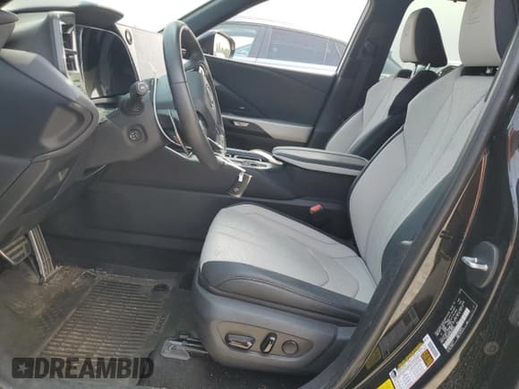 ✅ 2024 Lexus TX 500h F Sport Premium • VIN: 5TDABAB69RS003835 • Lot: 60955905. Wystawiony na Copart z przebiegiem Nie podano. Bezpłatny archiwum sprzedaży aukcyjnych z USA i szczegółowy raport historii pojazdu na DreamBid. Zdjęcie 7.