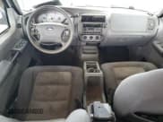 ✅ 2003 Ford Explorer Sport Trac XLS • VIN: 1FMZU67E43UA26531 • Lot: 69925255. Wystawiony na Copart z przebiegiem 168 793 mil. Bezpłatny archiwum sprzedaży aukcyjnych z USA i szczegółowy raport historii pojazdu na DreamBid. Zdjęcie 8.