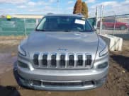 ✅ 2018 Jeep Cherokee Limited • VIN: 1C4PJMDB6JD525637 • Lot: 43660326. Wystawiony na IAAI z przebiegiem 62 451 mil. Bezpłatny archiwum sprzedaży aukcyjnych z USA i szczegółowy raport historii pojazdu na DreamBid. Zdjęcie 12.