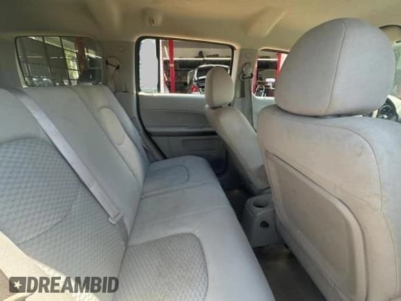 ✅ 2006 Chevrolet HHR LT • VIN: 3GNDA23D46S645882 • Lot: 47604475. Listed on Copart with 163,113 mi. Free auction sales archive from the USA and detailed vehicle history report at DreamBid. Image 6.