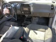 ✅ 2005 Ford Ranger XLT • VIN: 1FTYR44E75PA51001 • Lot: 49410335. Wystawiony na Copart z przebiegiem 163 511 mil. Bezpłatny archiwum sprzedaży aukcyjnych z USA i szczegółowy raport historii pojazdu na DreamBid. Zdjęcie 8.