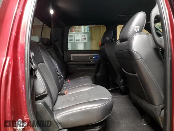 ✅ 2018 Ram 2500 Power Wagon • VIN: 3C6TR5EJ0JG184555 • Lot: 88385635. Wystawiony na Copart z przebiegiem 95 647 mil. Bezpłatny archiwum sprzedaży aukcyjnych z USA i szczegółowy raport historii pojazdu na DreamBid. Zdjęcie 10.