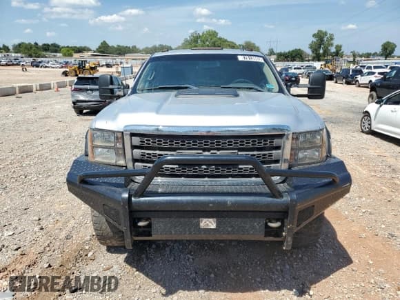 ✅ 2014 GMC Sierra 2500HD SLE • VIN: 1GT120C85EF189085 • Лот: 67613665. Опубликован ранее на Copart с пробегом 225 079 миль. Бесплатный доступ к архиву аукционных продаж из США и подробный отчёт об истории автомобиля на DreamBid. Изображение 5.