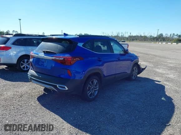 ✅ 2023 Kia Seltos S • VIN: KNDEU2AA0P7417617 • Лот: 41918177. Опубликован ранее на IAAI с пробегом 43 238 миль. Бесплатный доступ к архиву аукционных продаж из США и подробный отчёт об истории автомобиля на DreamBid. Изображение 4.