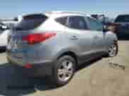 2013 Hyundai Tucson GLS z VIN KM8JU3AC6DU602057, wystawiony jako Copart lot #68757024 z przebiegiem 135 062 mil mil oraz Szkoda całkowita • Salvage title. Historia ofert i sprzedaży dostępna na DreamBid. Obrazek 3.
