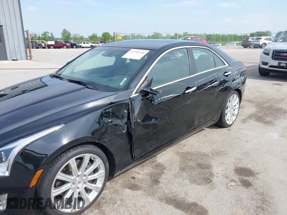 ✅ 2013 Cadillac ATS Premium • VIN: 1G6AE5S35D0130715 • Lot: 42298216. Wystawiony na IAAI z przebiegiem 50 065 mil. Bezpłatny archiwum sprzedaży aukcyjnych z USA i szczegółowy raport historii pojazdu na DreamBid. Zdjęcie 6.