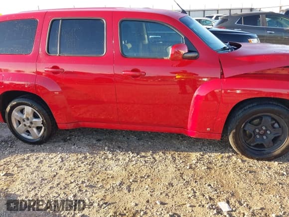 ✅ 2009 Chevrolet HHR 1LT • VIN: 3GNCA23B29S559968 • Lot: 41151929. Listed on IAAI with 178,554 mi. Free auction sales archive from the USA and detailed vehicle history report at DreamBid. Image 14.