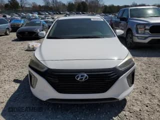 ✅ 2017 Hyundai Ioniq Limited • VIN: KMHC85LC3HU026388 • Lot: 49458555. Wystawiony na Copart z przebiegiem 158 028 mil. Bezpłatny archiwum sprzedaży aukcyjnych z USA i szczegółowy raport historii pojazdu na DreamBid. Zdjęcie 5.