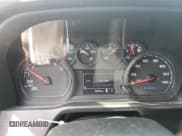 ✅ 2022 Chevrolet Silverado 1500 Work Truck • VIN: 1GCPAAEK8NZ624093 • Lot: 70552245. Wystawiony na Copart z przebiegiem 96 336 mil. Bezpłatny archiwum sprzedaży aukcyjnych z USA i szczegółowy raport historii pojazdu na DreamBid. Zdjęcie 9.