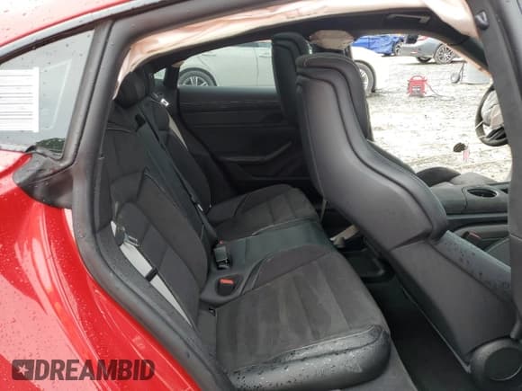 ✅ 2024 Porsche Taycan GTS • VIN: WP0AD2Y11RSA47589 • Лот: 73954444. Опубликован ранее на Copart с пробегом 4 452 миль. Бесплатный доступ к архиву аукционных продаж из США и подробный отчёт об истории автомобиля на DreamBid. Изображение 10.